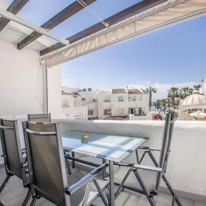  Apartment En Puerto Marina